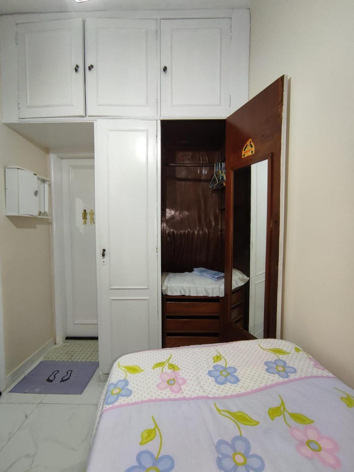Domiciliar Individual Com Banheiro Exclusivo No Leblon 里约热内卢
